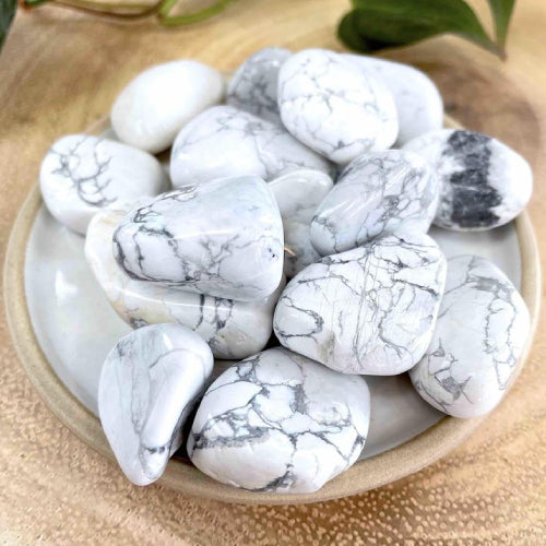 Howlite